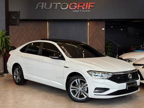 VOLKSWAGEN JETTA 1.4 250 TSI TOTAL FLEX R-LINE TIPTRONIC VOLKSWAGEN JETTA 1.4 250 TSI TOTAL FLEX R-LINE TIPTRONIC